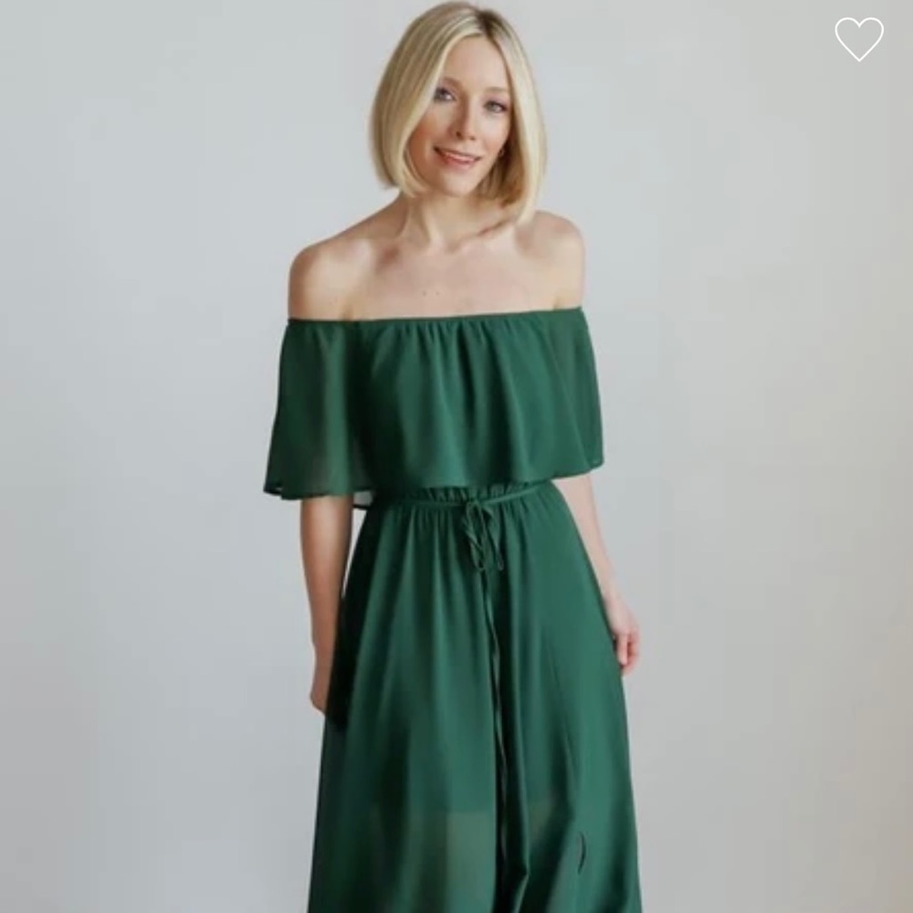 “Bump Friendly” chiffon gown